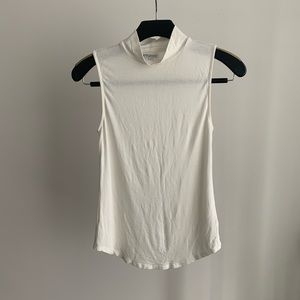 STYLE MINT Sleeveless Top